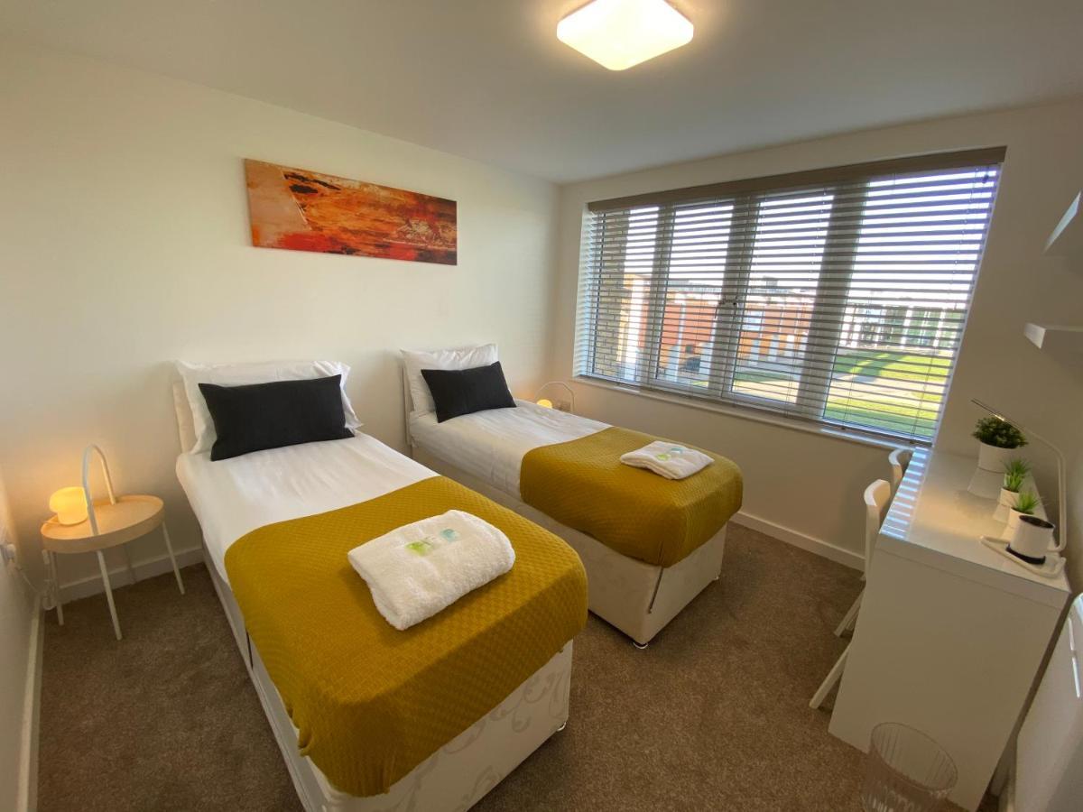 Bushfield House Apartamento Peterborough Exterior foto