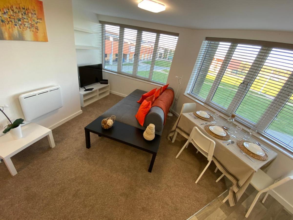 Bushfield House Apartamento Peterborough Exterior foto