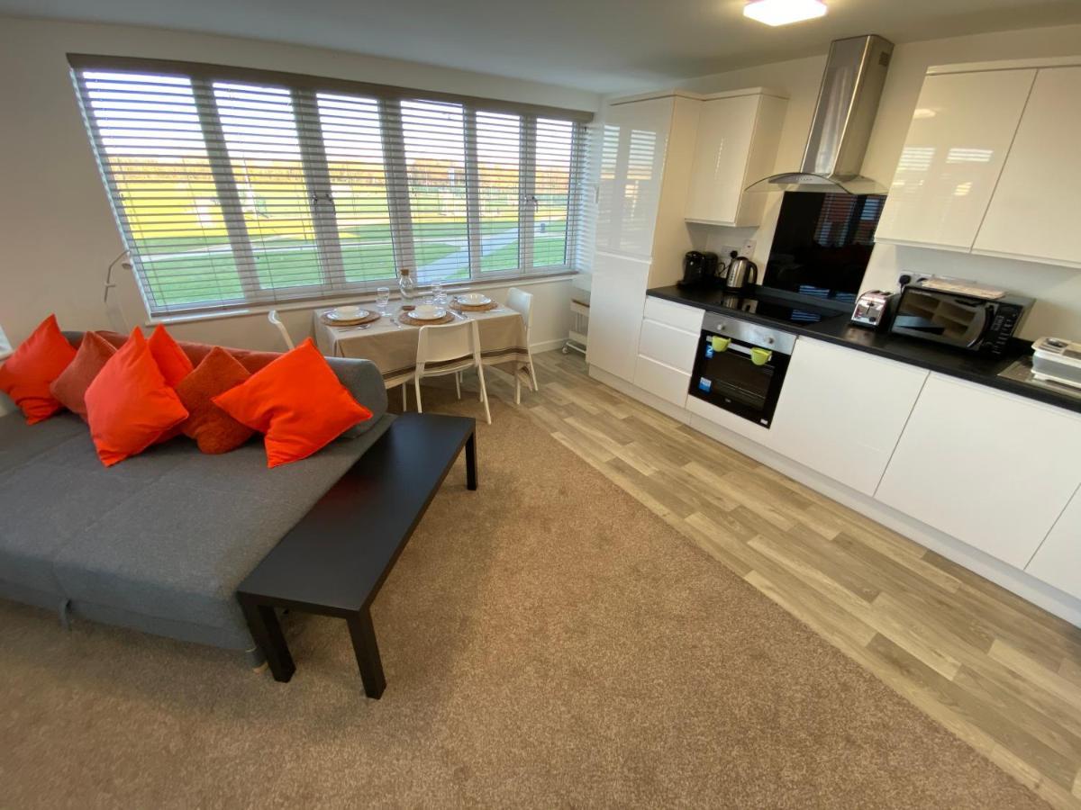 Bushfield House Apartamento Peterborough Exterior foto